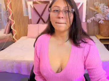 JENAYE-TAY  live sex cam