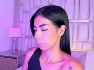 MaiaWatson  live sex cam