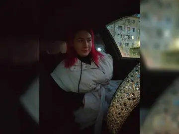 Mandarinka8  live sex cam
