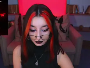 MistressMarcelline  live sex cam