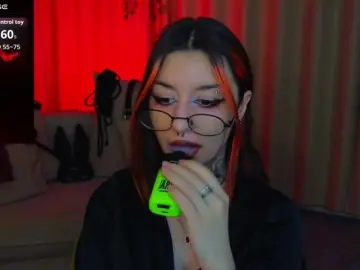 MistressMarcelline  live sex cam