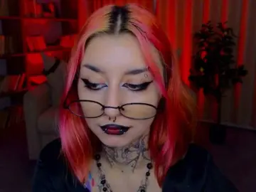 MistressMarcelline  live sex cam