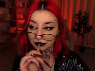 MistressMarcelline  live sex cam
