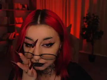MistressMarcelline  live sex cam