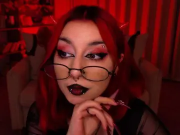 MistressMarcelline  live sex cam