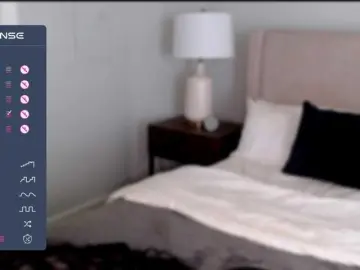 SparkleTittes  live sex cam