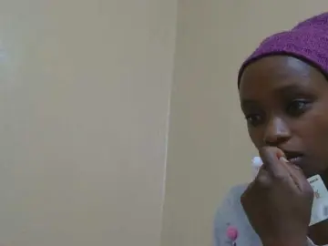 Kinkydolll  live sex cam