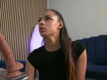 Sisi-von-dee  live sex cam