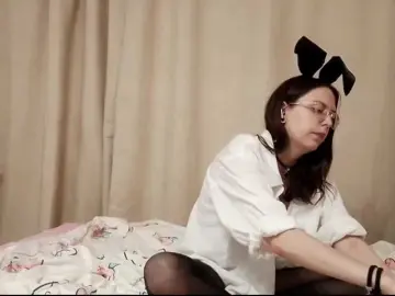 AngelCharm  live sex cam