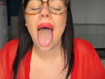 Eyesliketheocean  live sex cam