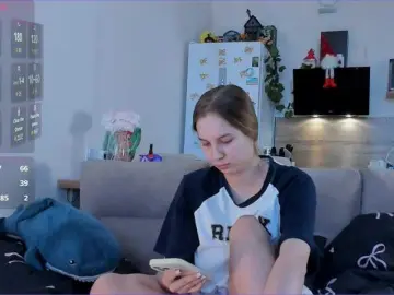 Girlalonehome  live sex cam