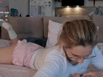 Girlalonehome  live sex cam