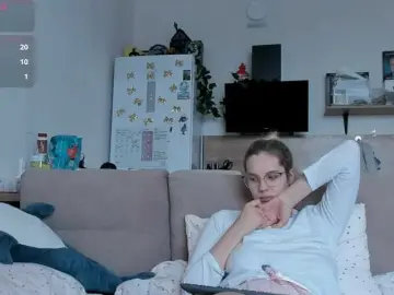 Girlalonehome  live sex cam