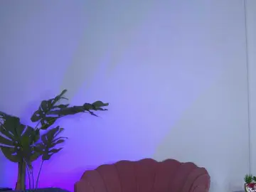 GoldieMaren  live sex cam