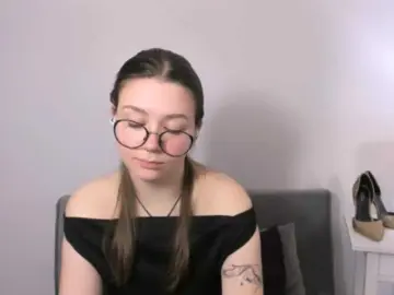 KatyTasty  live sex cam