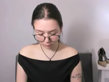 KatyTasty  live sex cam