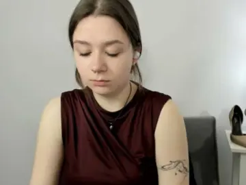 KatyTasty  live sex cam