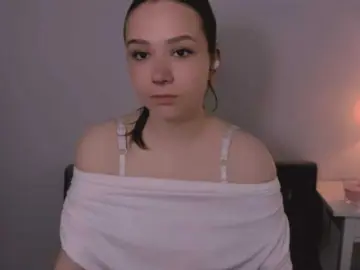 KatyTasty  live sex cam