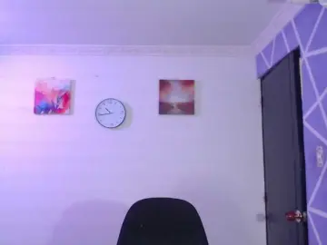 MiaaJoness  live sex cam