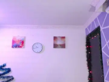 MiaaJoness  live sex cam