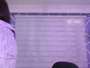 MiaaJoness  live sex cam