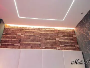 MollieBennet  live sex cam