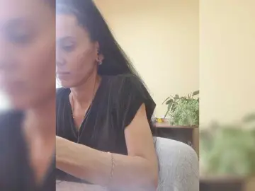 1Glorya1  live sex cam