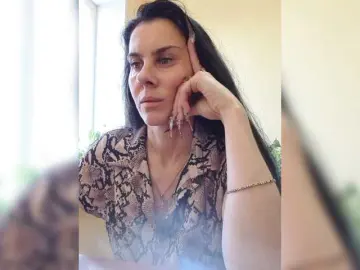 1Glorya1  live sex cam