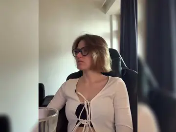 Asya-baby  live sex cam