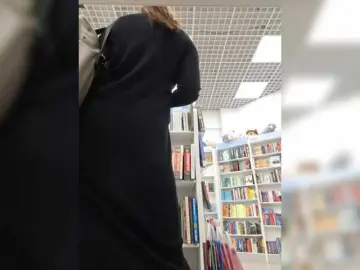 DIVORA  live sex cam