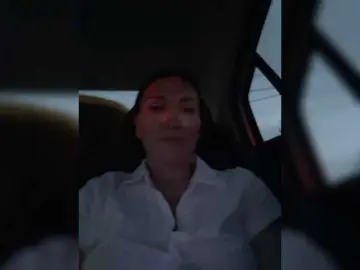 DIVORA  live sex cam
