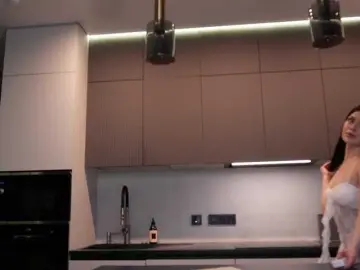 Mila-mila  live sex cam