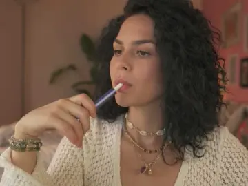 Mila-mila  live sex cam