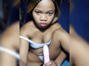 Sarah-myah2  live sex cam