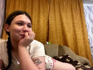SunshineDice  live sex cam
