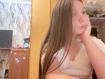 SunshineDice  live sex cam