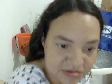 ElizabethMart  live sex cam