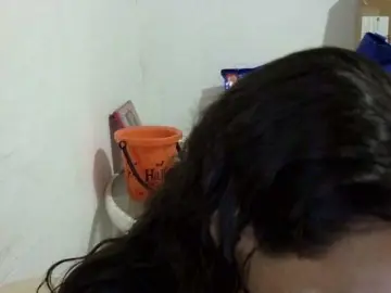ElizabethMart  live sex cam