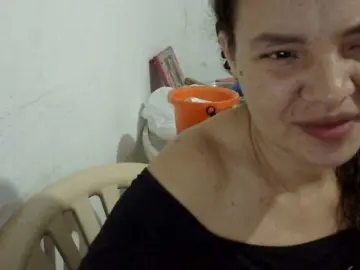 ElizabethMart  live sex cam
