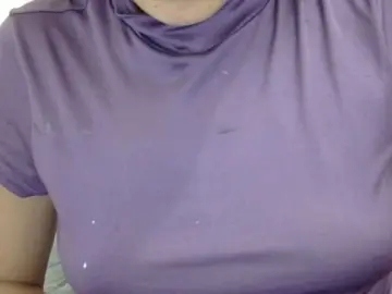 ElizabethMart  live sex cam