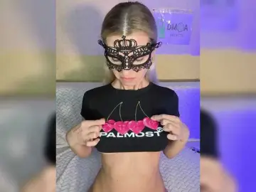 Pussechka  live sex cam