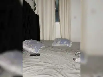 Melaninbeaty  live sex cam