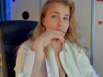 SallyNex4u  live sex cam