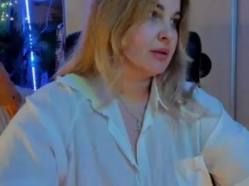 SallyNex4u  live sex cam