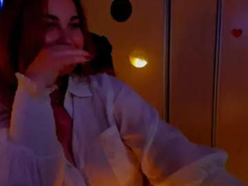 SallyNex4u  live sex cam