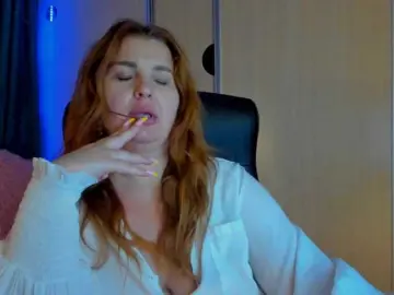 SallyNex4u  live sex cam