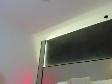 Zoee-zi  live sex cam