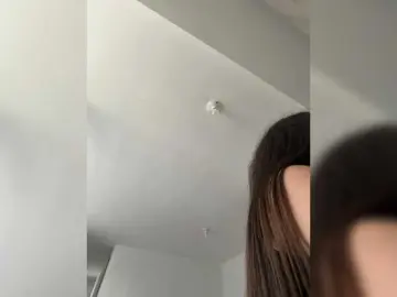 AliceHarper1  live sex cam