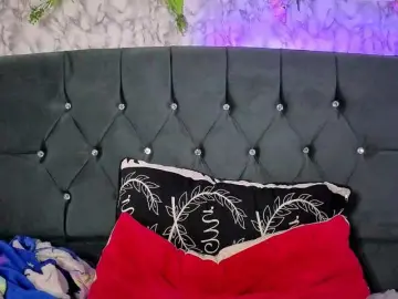 Ninasky  live sex cam