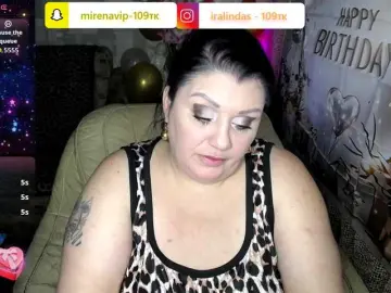 Smuglaea  live sex cam